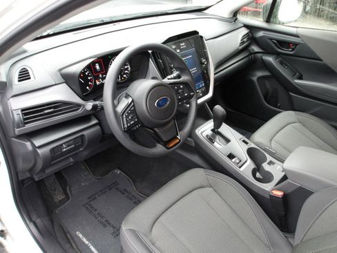 Used 2024 Subaru Crosstrek 2.0i Premium w/ Crosstrek Mirror Package AWD/4WD image 9