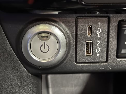 Used 2021 Nissan Leaf SV image 20