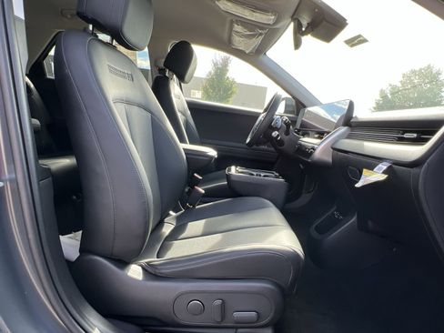 New 2025 Hyundai Ioniq 5 SEL image 26