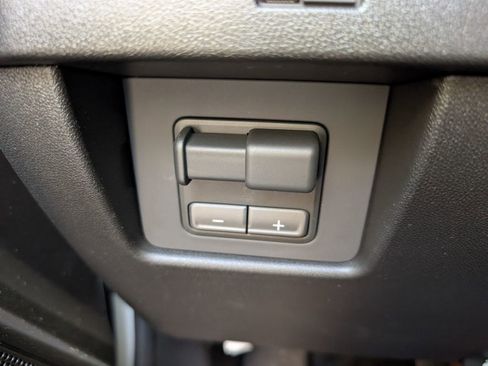 New 2026 Chevrolet Colorado LT w/ LT Convenience Package RWD image 31