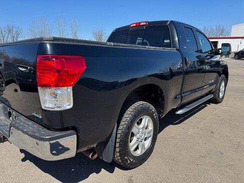 Used 2011 Toyota Tundra 4x4 Double Cab image 11