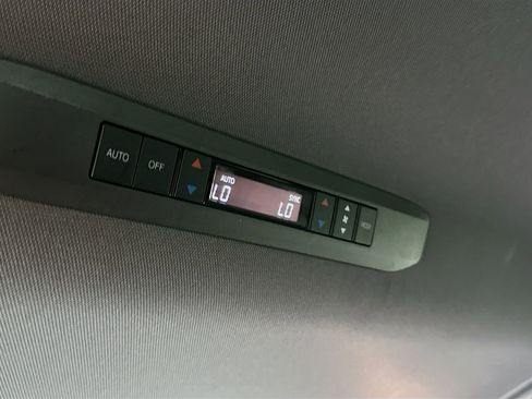 Used 2023 Toyota Sienna XSE w/ XSE Plus Package AWD/4WD image 27