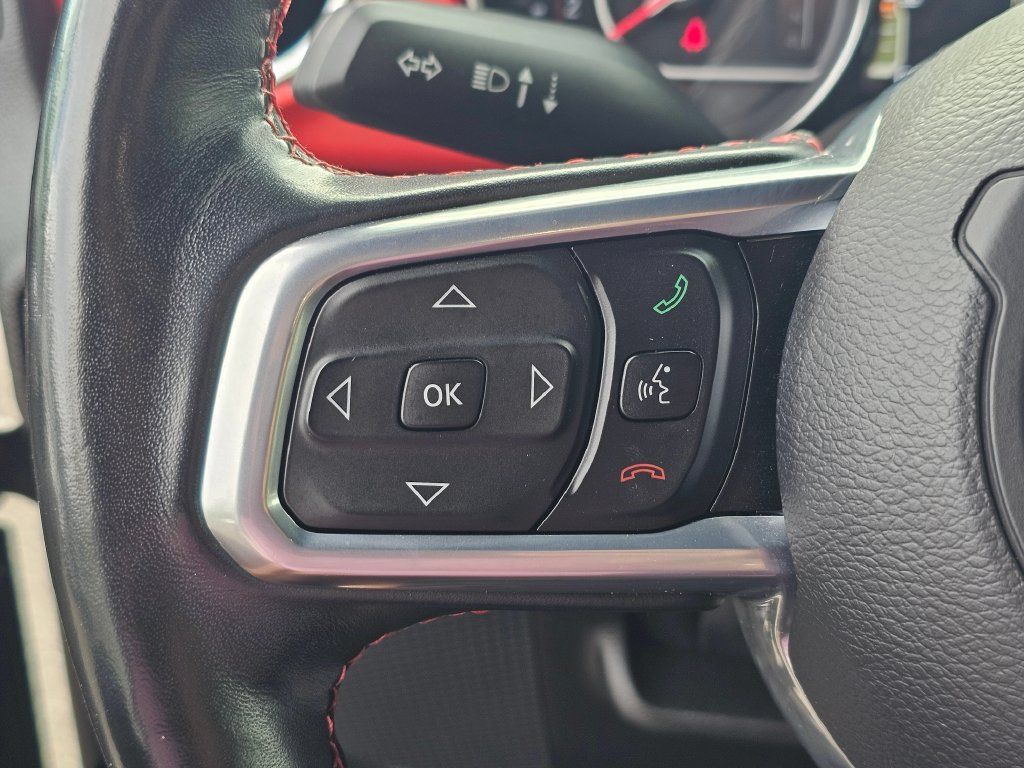 Used 2018 Jeep Wrangler Unlimited Rubicon AWD/4WD image 35