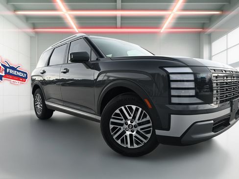 Used 2026 Hyundai Palisade SEL FWD image 1
