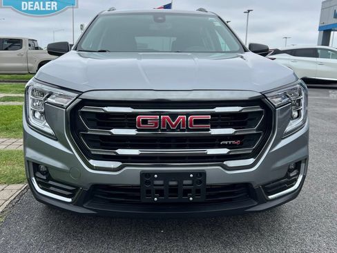 Used 2023 GMC Terrain AT4 AWD/4WD image 3