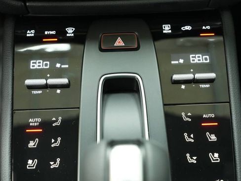 New 2026 Porsche Macan Turbo AWD/4WD image 21