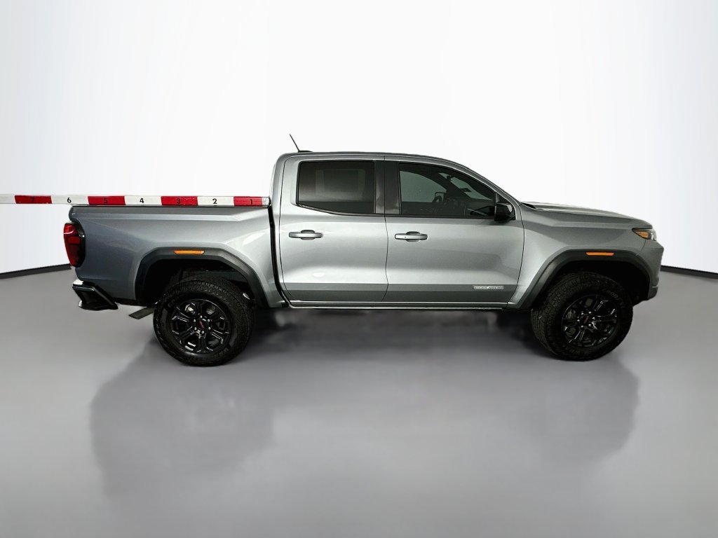 Used 2025 GMC Canyon Elevation w/ Technology Package RWD image 8