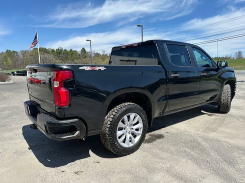 Used 2022 Chevrolet Silverado 1500 Custom AWD/4WD image 5