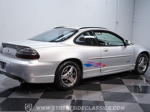 Used 2000 Pontiac Grand Prix GTP w/ Opt Pkg FWD image 11