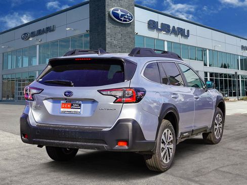 New 2025 Subaru Outback Premium image 4