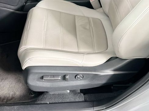 Used 2020 Honda CR-V EX-L image 18