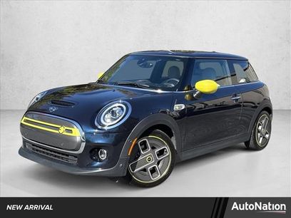 Used 2021 MINI Cooper SE w/ 8.8" Touchscreen Nav Package