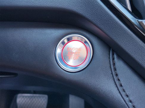 Used 2024 Acura RDX SH-AWD image 21