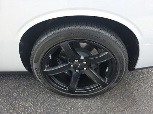 Used 2022 Dodge Challenger SRT Hellcat w/ Plus Package image 8