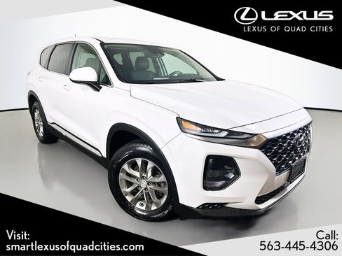 Used 2020 Hyundai Santa Fe SE image 1