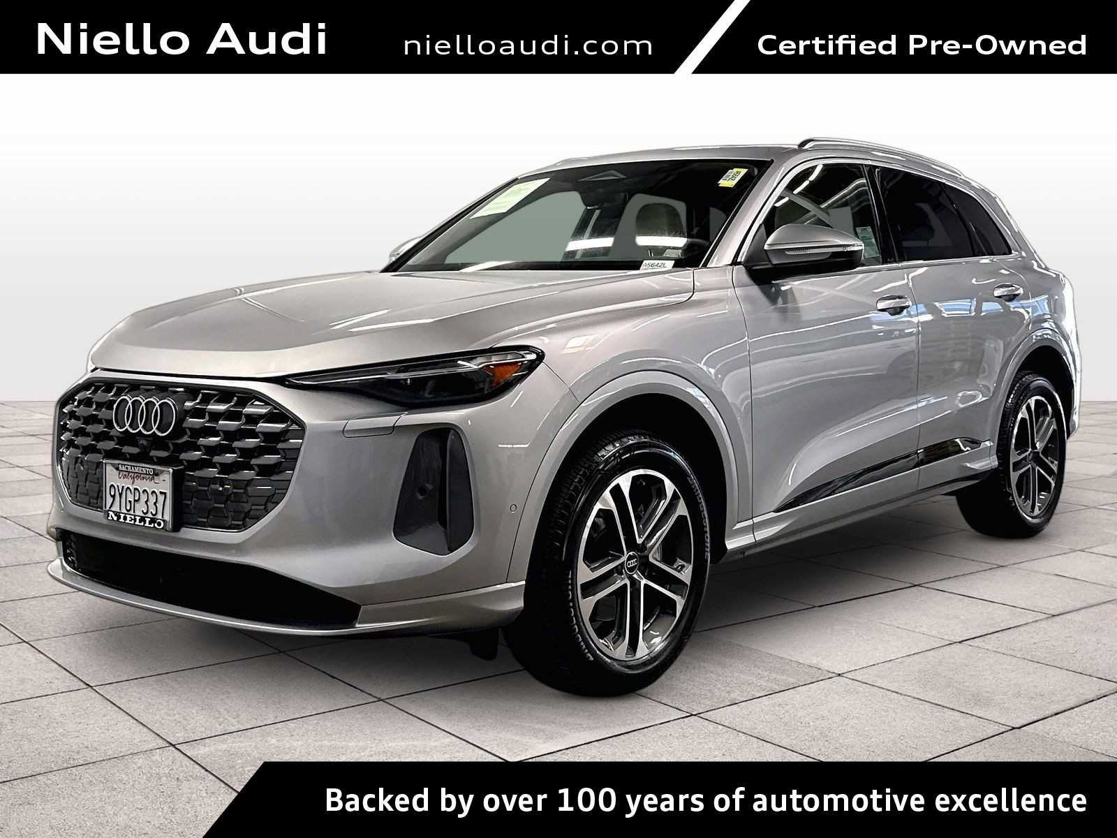 Certified 2025 Audi Q5 Premium Plus AWD/4WD image 1