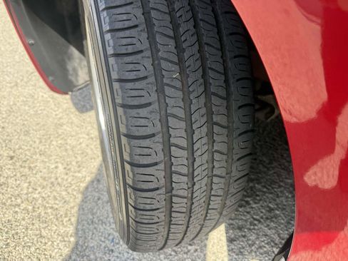 Used 2005 Dodge Magnum SE RWD image 4