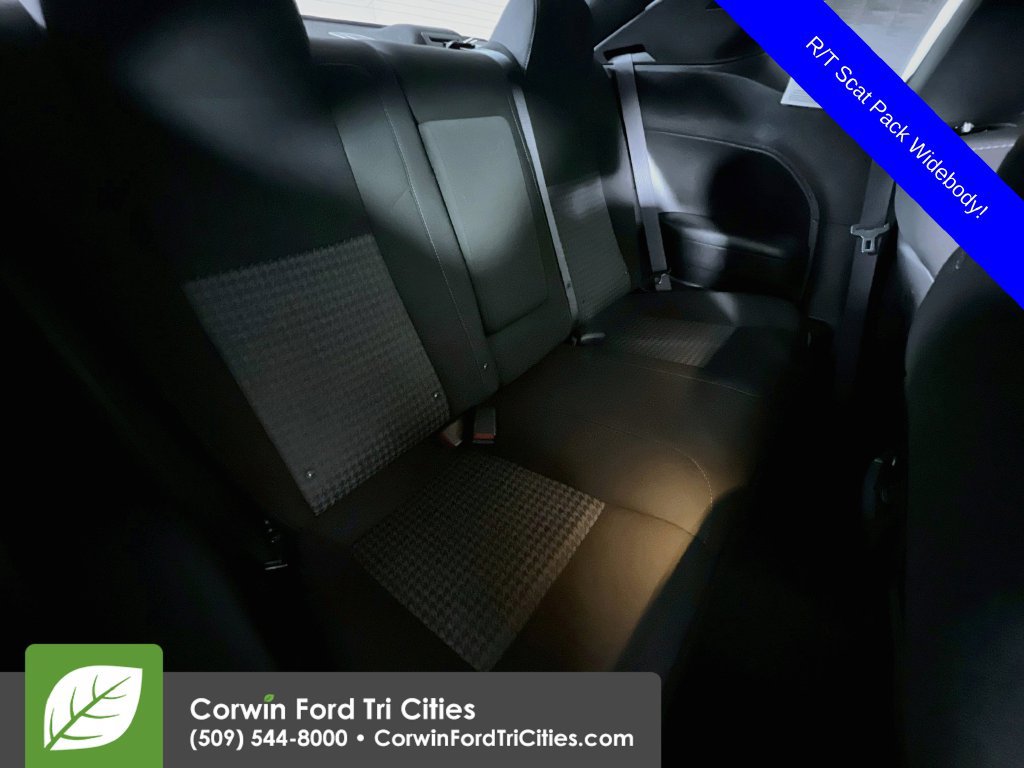 Used 2021 Dodge Challenger R/T Scat Pack RWD image 16