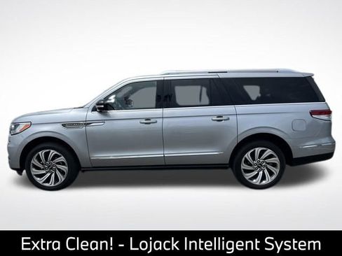 Used 2022 Lincoln Navigator L Reserve RWD image 7
