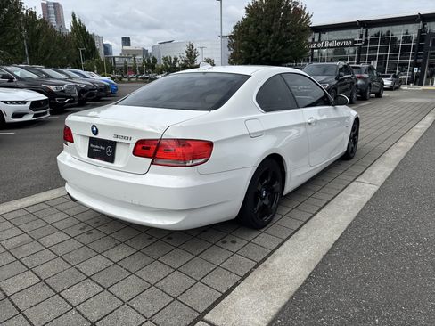 Used 2009 BMW 328i xDrive Coupe AWD/4WD image 5