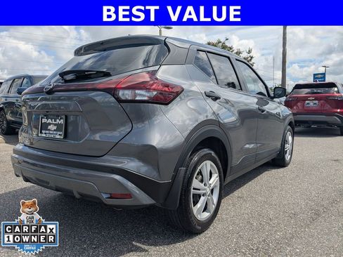 Used 2023 Nissan Kicks S FWD image 4