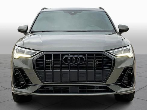 Used 2022 Audi Q3 2.0T Premium Plus w/ Premium Plus Package image 3