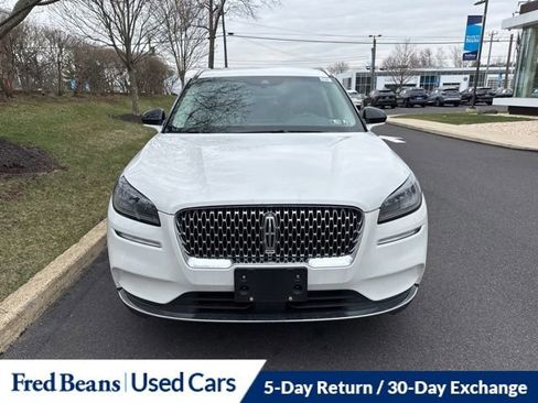 Used 2021 Lincoln Corsair Standard w/ Equipment Group 101A image 2