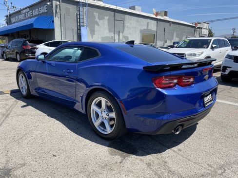 Used 2021 Chevrolet Camaro LT w/ Technology Package RWD image 10