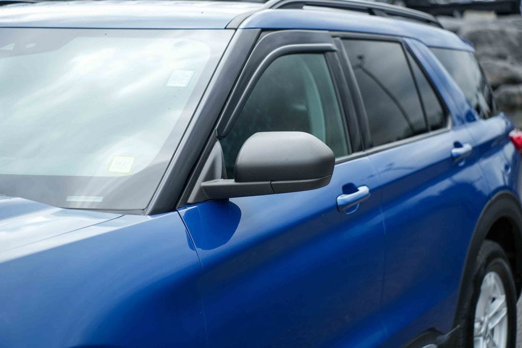 Used 2023 Ford Explorer XLT w/ Equipment Group 202A AWD/4WD image 10