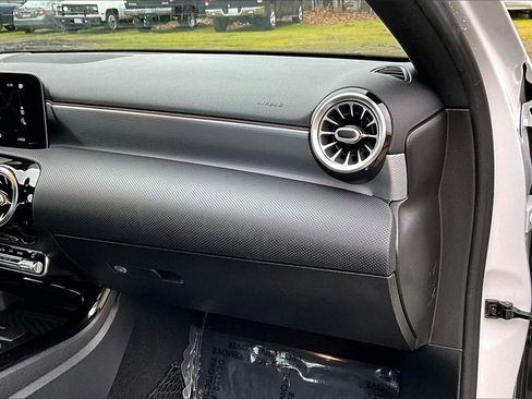 Used 2019 Mercedes-Benz A 220 4MATIC image 20