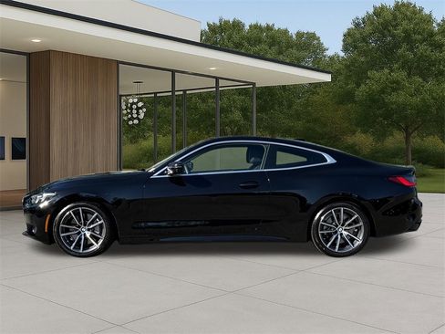 Used 2025 BMW 430i Coupe w/ Convenience Package image 12