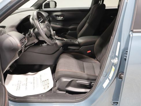 Used 2024 Honda HR-V Sport image 11