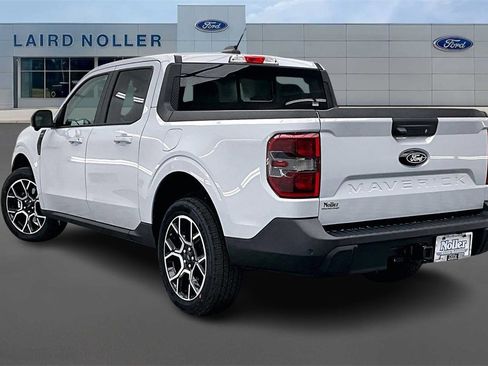 New 2026 Ford Maverick Lariat image 3