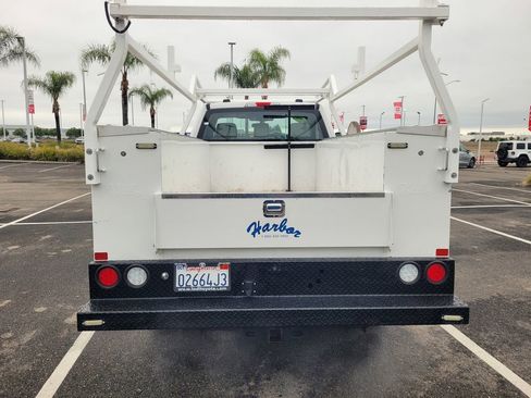Used 2022 Ford F250 XL w/ Power Equipment Group AWD/4WD image 5