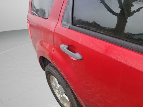 Used 2011 Ford Escape XLT w/ 202A Rapid Spec Order Code image 13