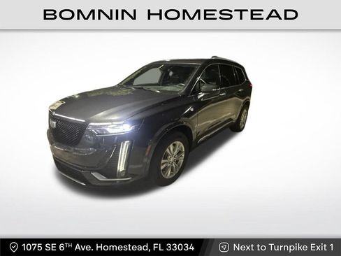 Used 2022 Cadillac XT6 Luxury FWD image 1