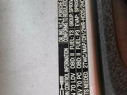 Used 2025 Porsche 911 Carrera image 39