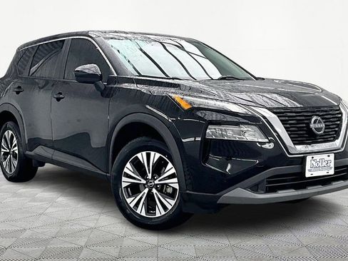 Used 2023 Nissan Rogue SV image 12