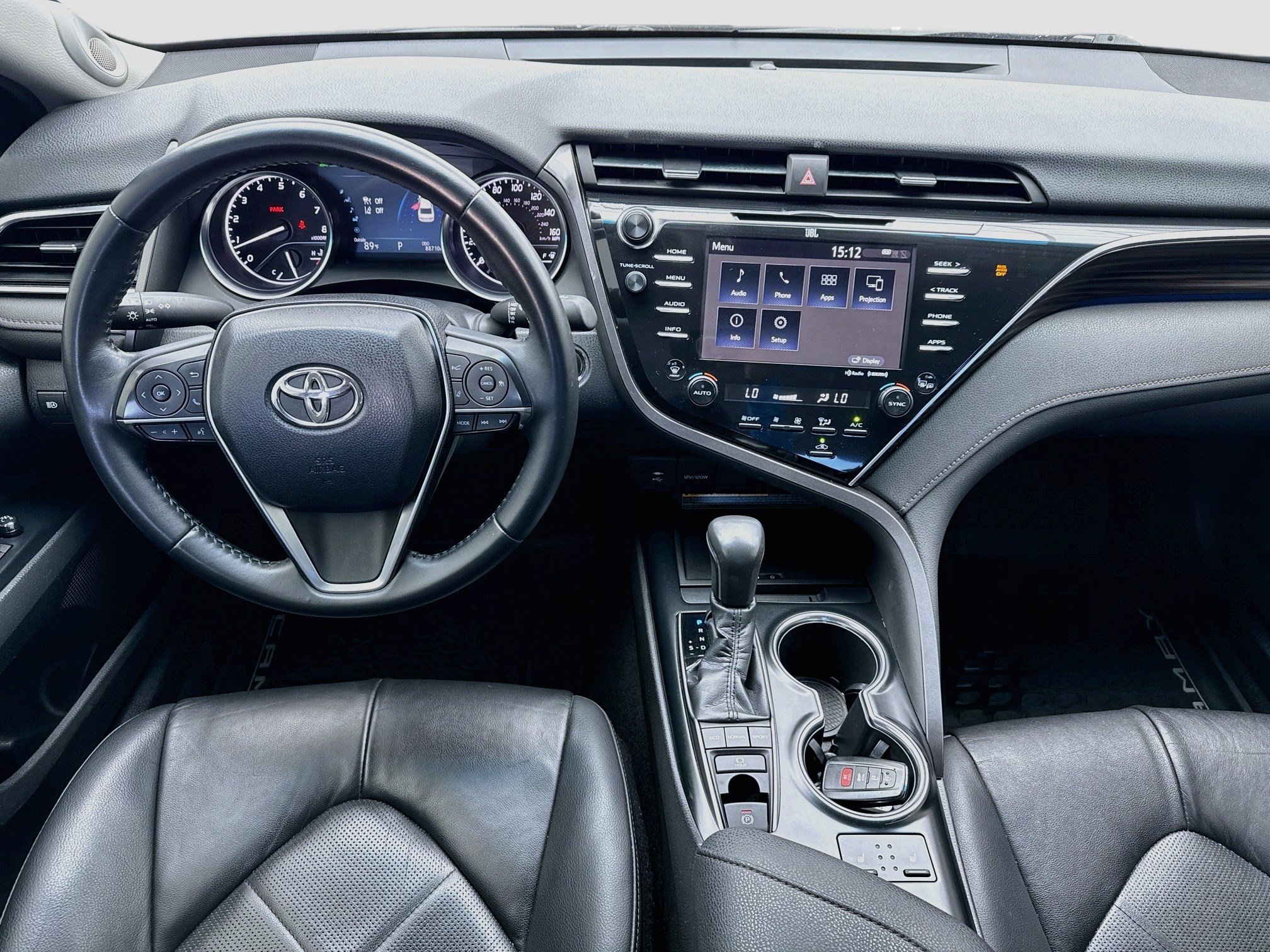 Used 2018 Toyota Camry XLE w/ Audio Package FWD image 14