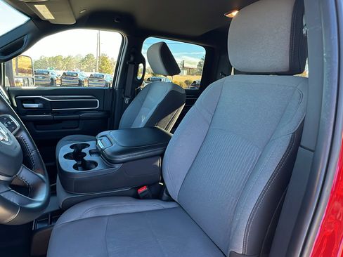 Used 2024 RAM 2500 Big Horn w/ Bed Utility Group image 18