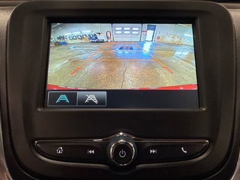 Used 2018 Chevrolet Equinox LT AWD/4WD image 16