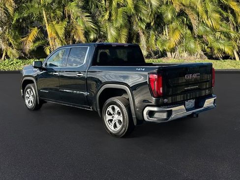 Used 2025 GMC Sierra 1500 SLT image 7