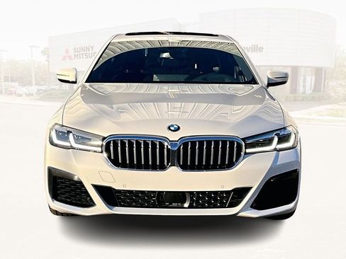Used 2022 BMW 540i xDrive w/ M Sport Package image 2
