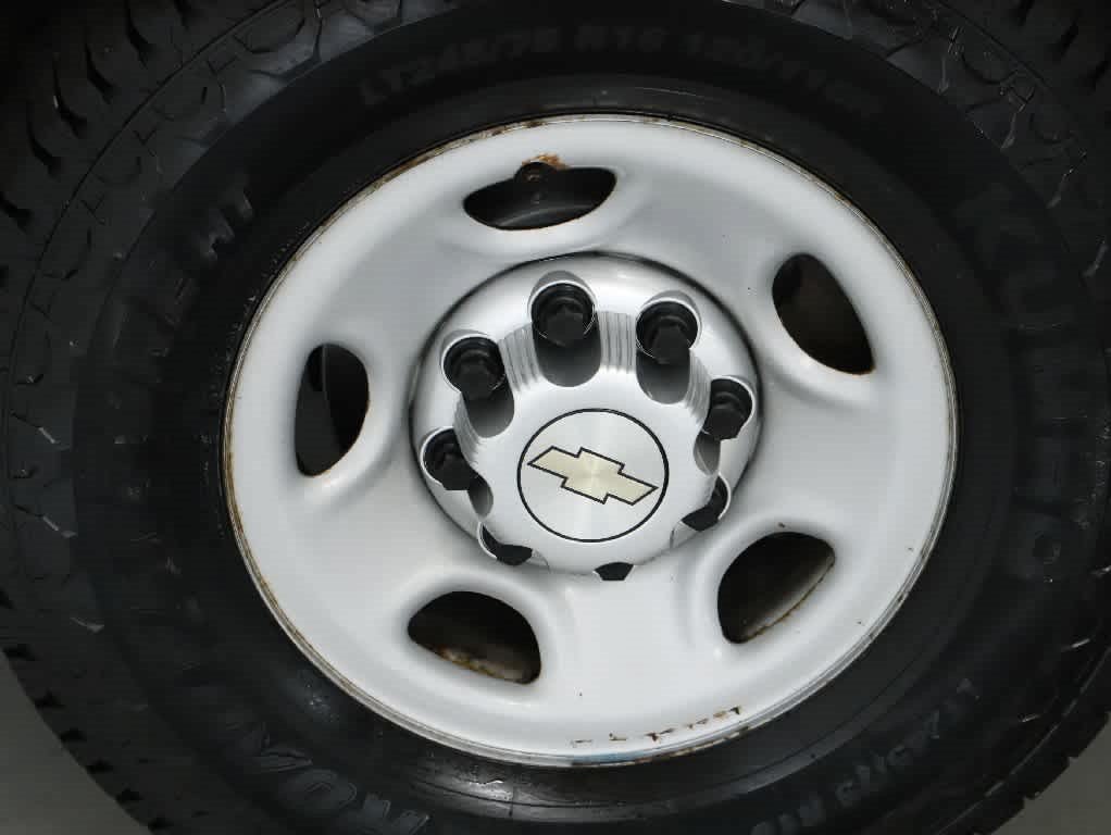 Used 2014 Chevrolet Express 2500 RWD image 38