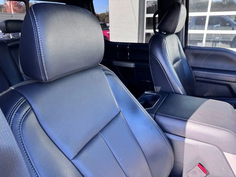 Used 2022 Ford F250 Lariat w/ Black Appearance Package image 16