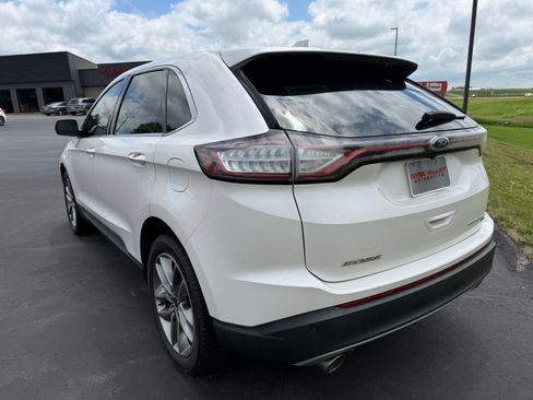 Used 2017 Ford Edge Titanium w/ Equipment Group 301A AWD/4WD image 4