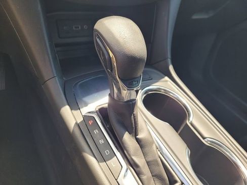 Used 2023 Chevrolet Equinox LT FWD image 22