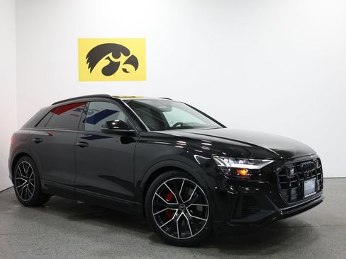 Certified 2023 Audi SQ8 Premium Plus w/ SQ8 Luxury Package AWD/4WD image 2
