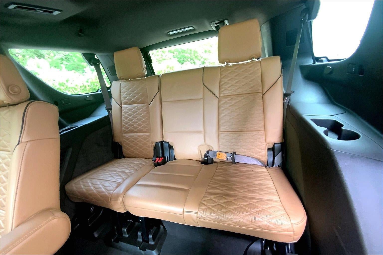 Used 2021 Cadillac Escalade Premium Luxury w/ Driver Assist Tech Package AWD/4WD image 25