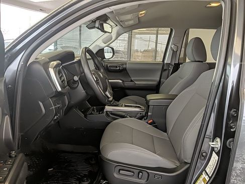 Used 2023 Toyota Tacoma SR5 w/ Technology Package image 11